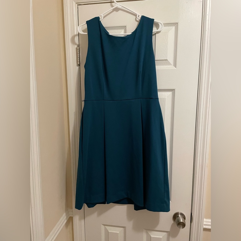 Calvin Klein mid length dress size 12 (missing belt)